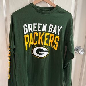 Packers Long-Sleeve Tee Never Worn - M